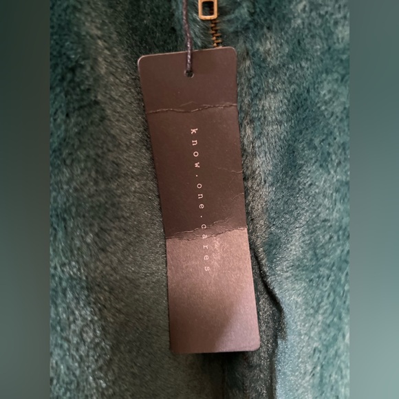 VS PINK Faux Fur Jacket - Picture 3 of 6